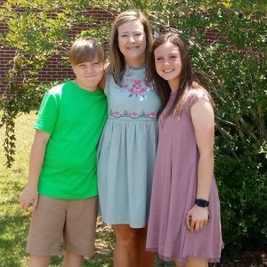 Meet your Posher, Angela